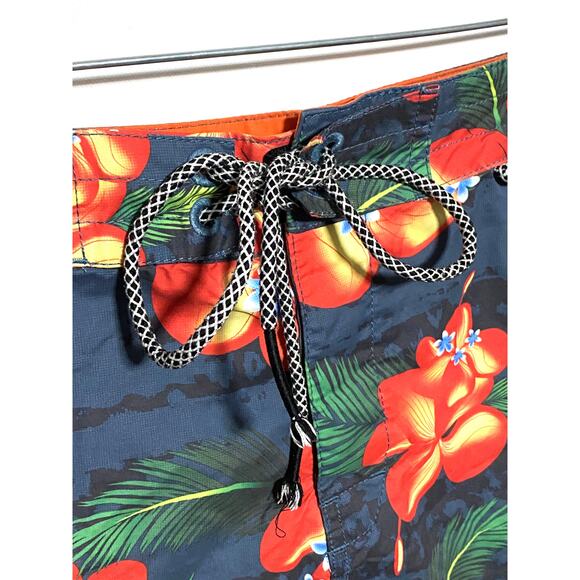 Third & Army Board Shorts Mens 32 Floral Tropical Hawaiian Beach Cruise Vacation - Picture 2 of 9